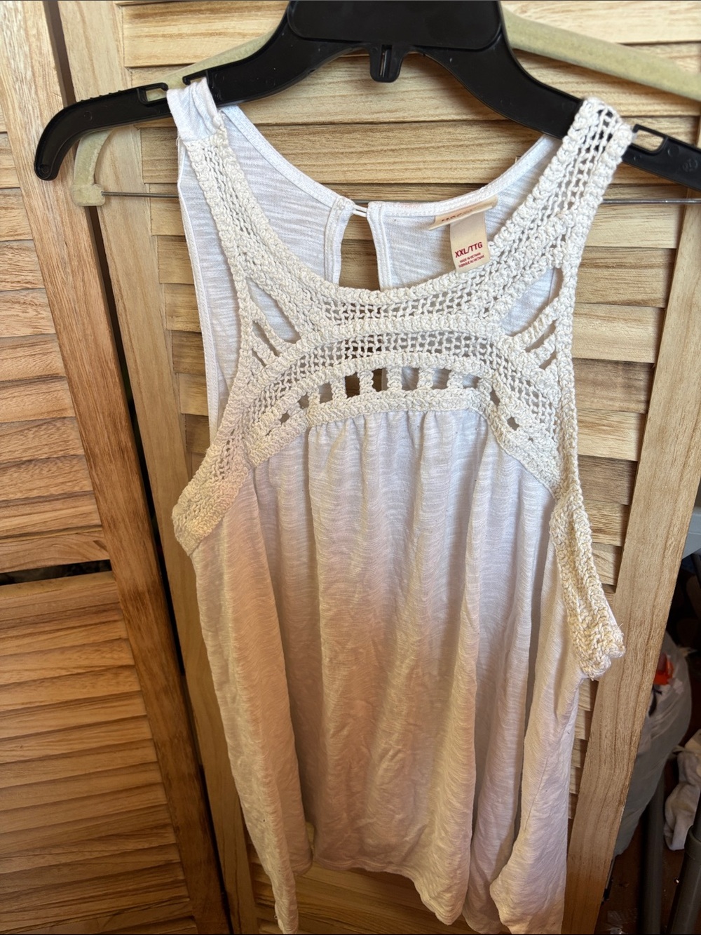 Mossimo Supply Co. White Crochet Yoke Racerback Burnout Tank XXL